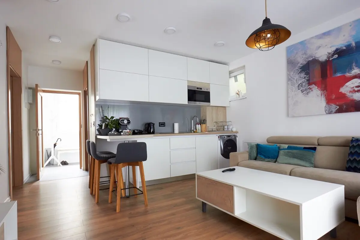 Charming Two Bedroom Apartment Zara
