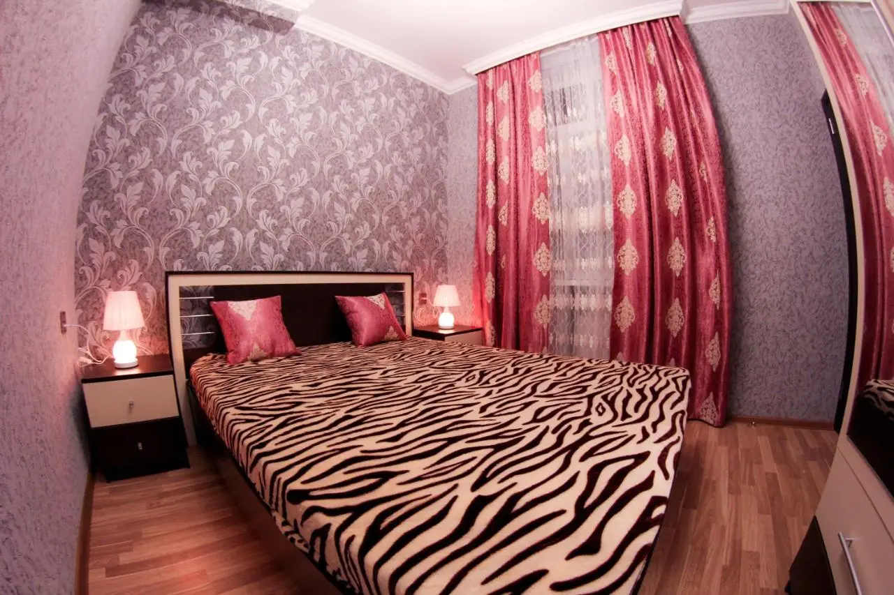 "METROPOL" APARTMENT HOTEL