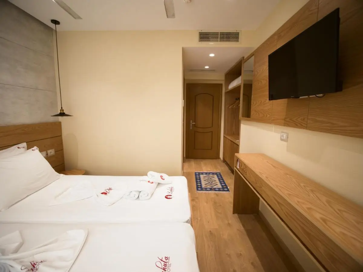 Hotel Lahuta