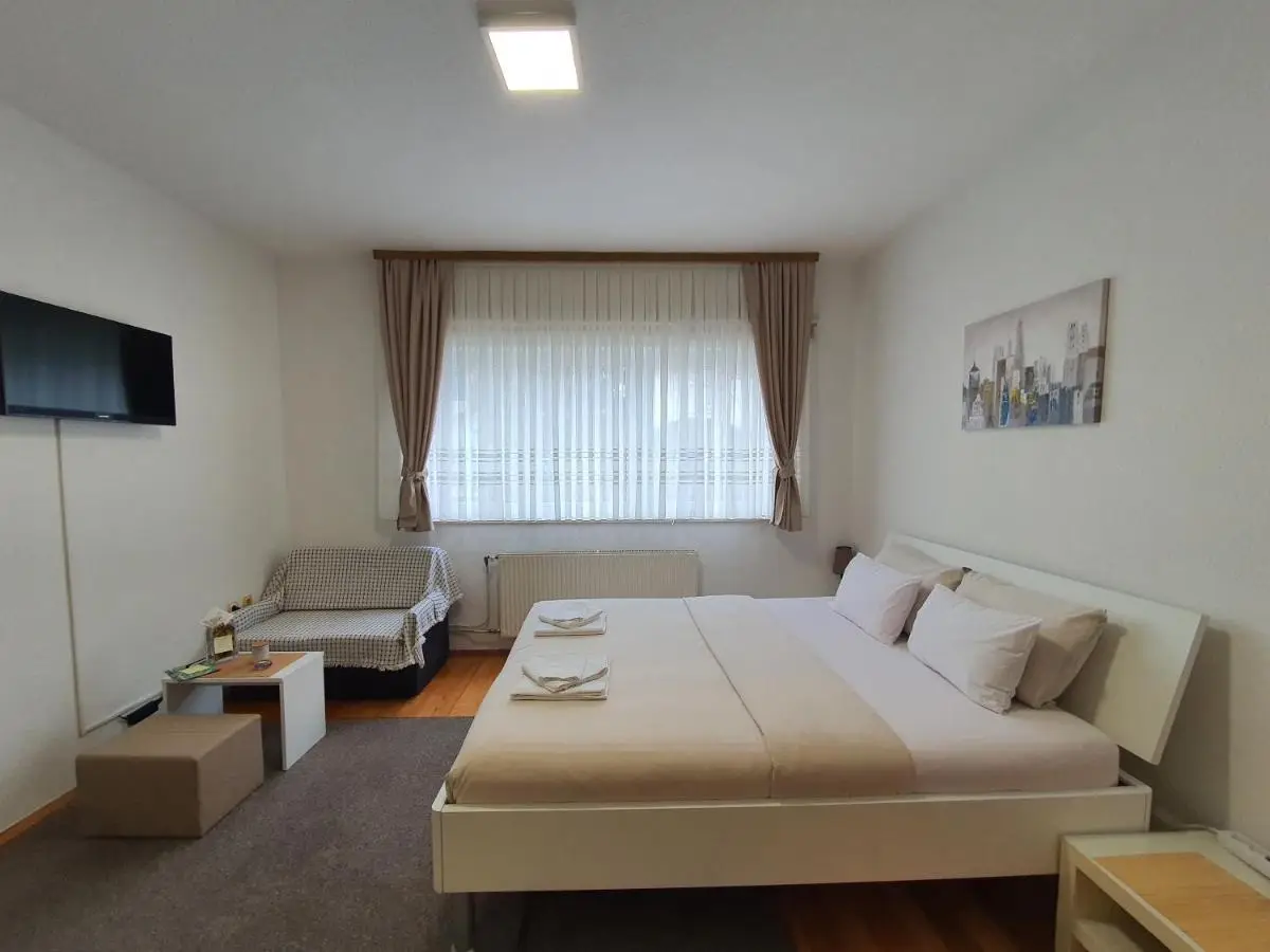 Studio Apartman 11
