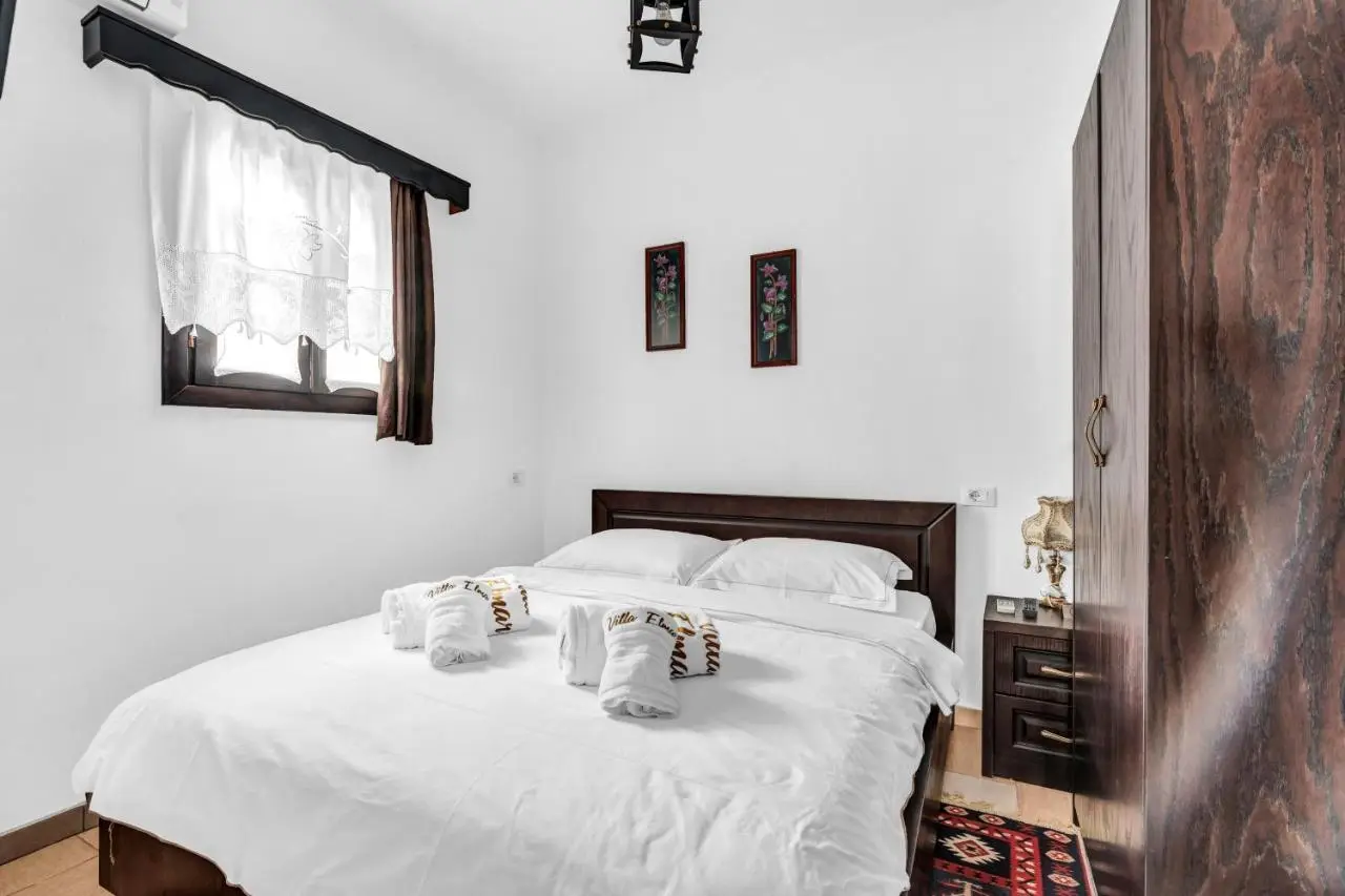 Villa ELMAR