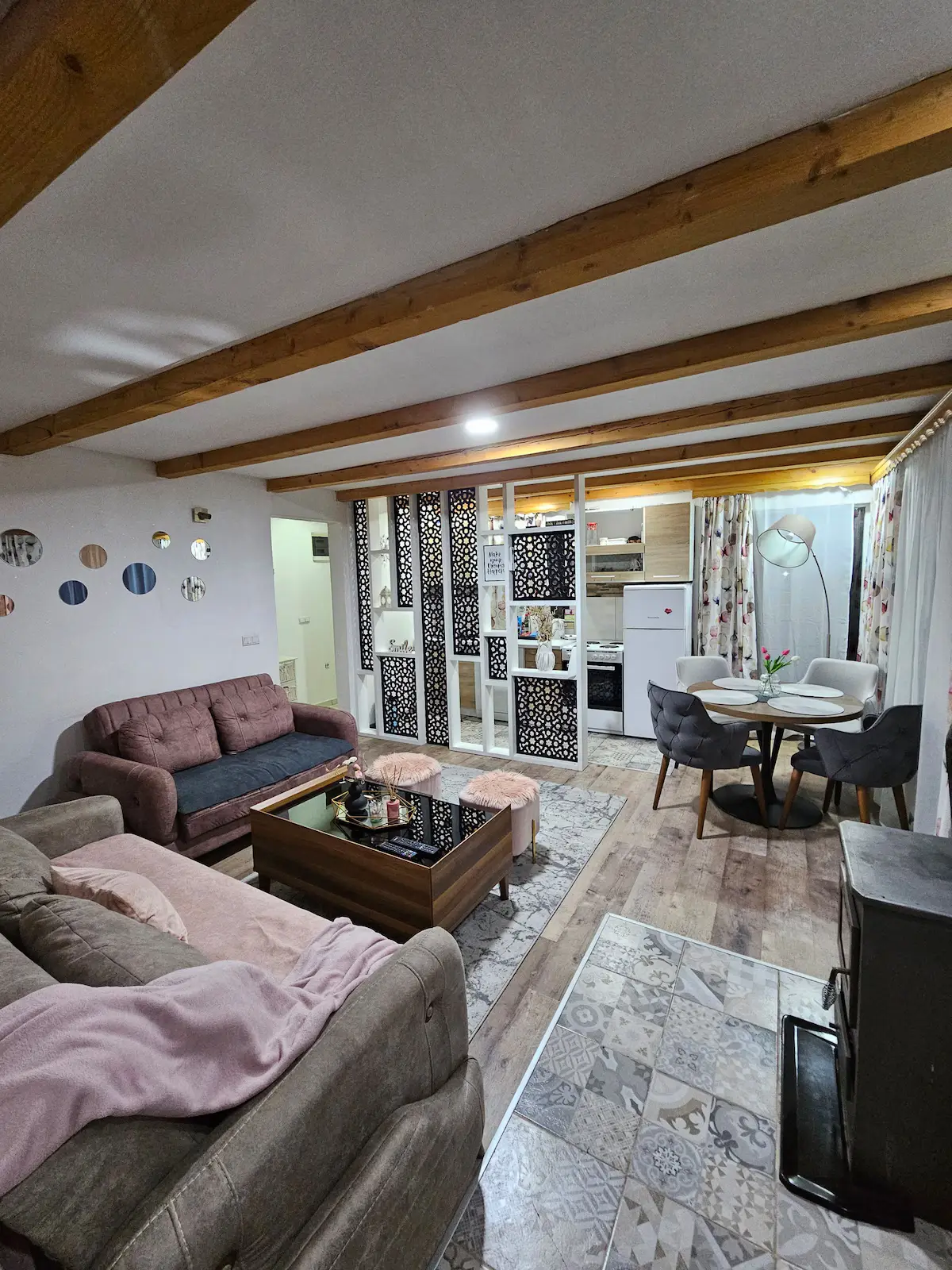 Mountain House Brutusi 18
Bjelasnica/Trnovo bi