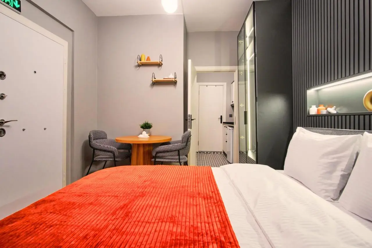 TAKS-INN Hotel