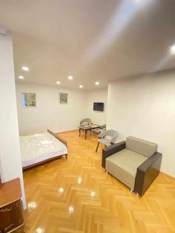 K&N Guesthouse