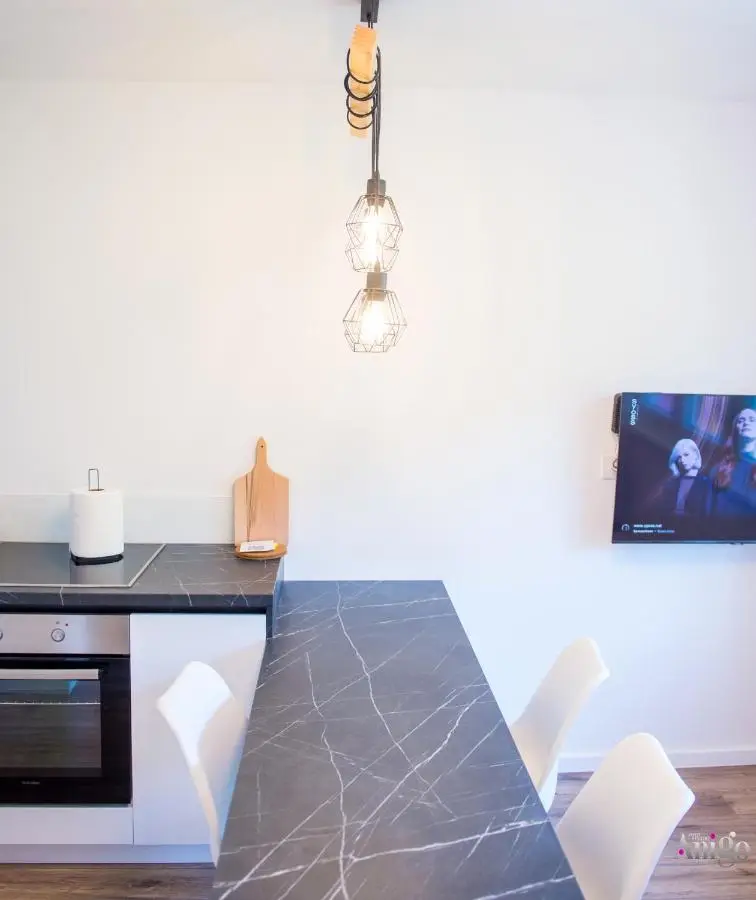 Apartment Dreaming In Color