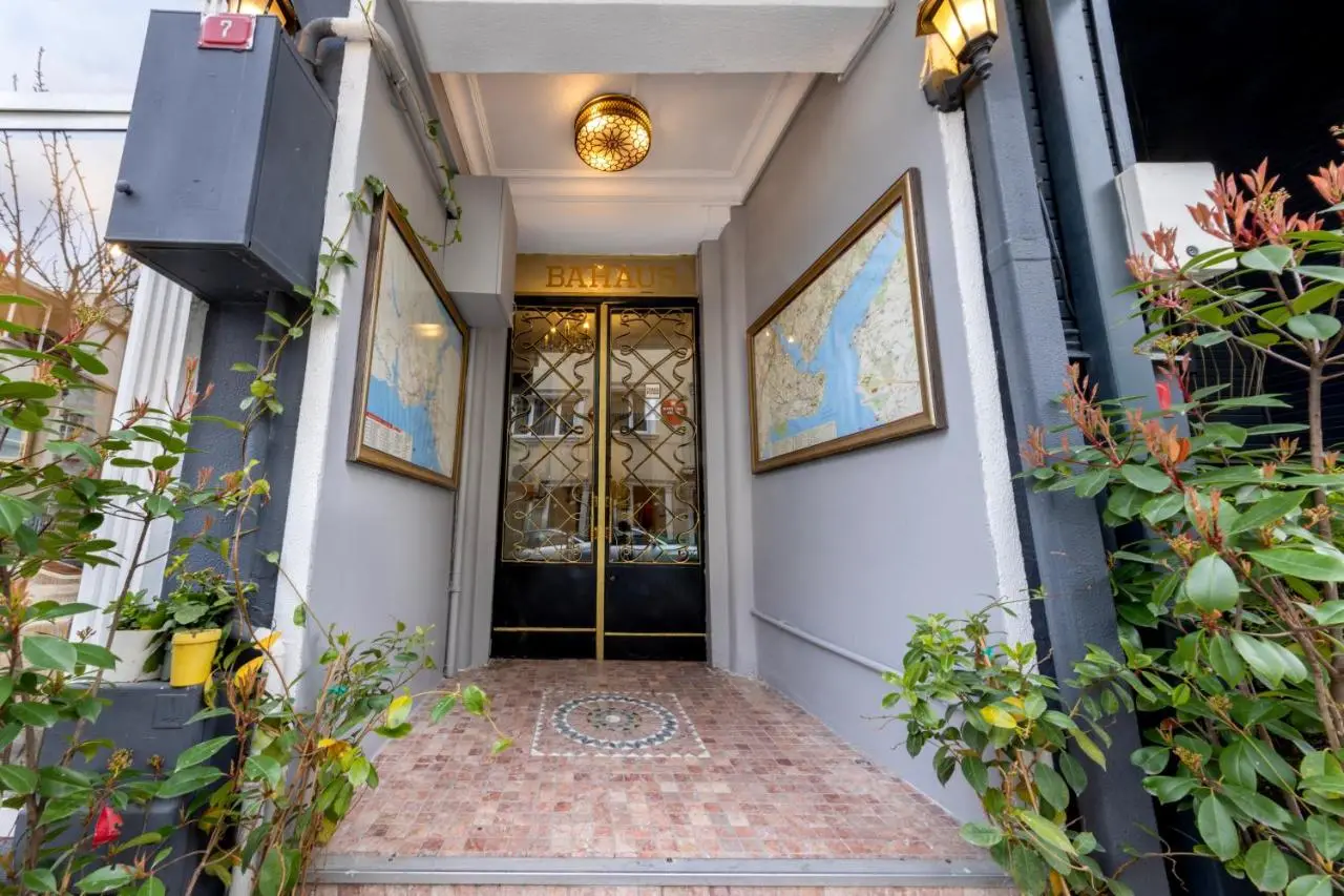 Bahaus Hostel near BlueMosque and HagiaSophiaMosque - 2 minutes