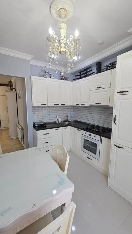 APARTMENT 7