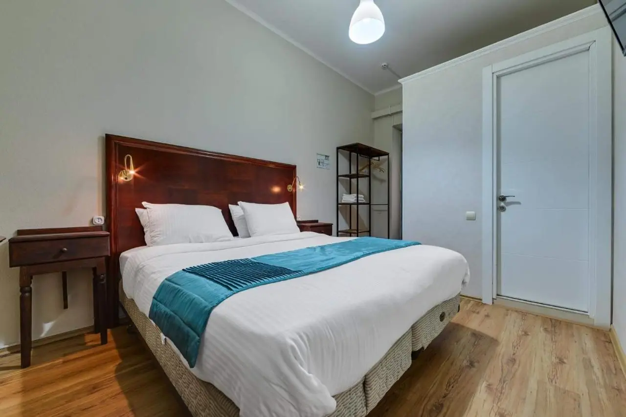 House 52 Boutique Hotel