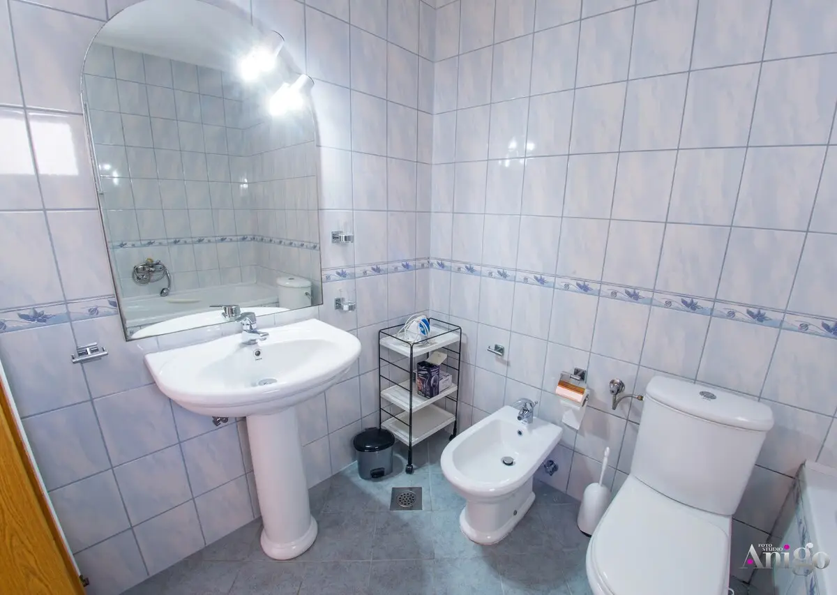 Apartment Ado