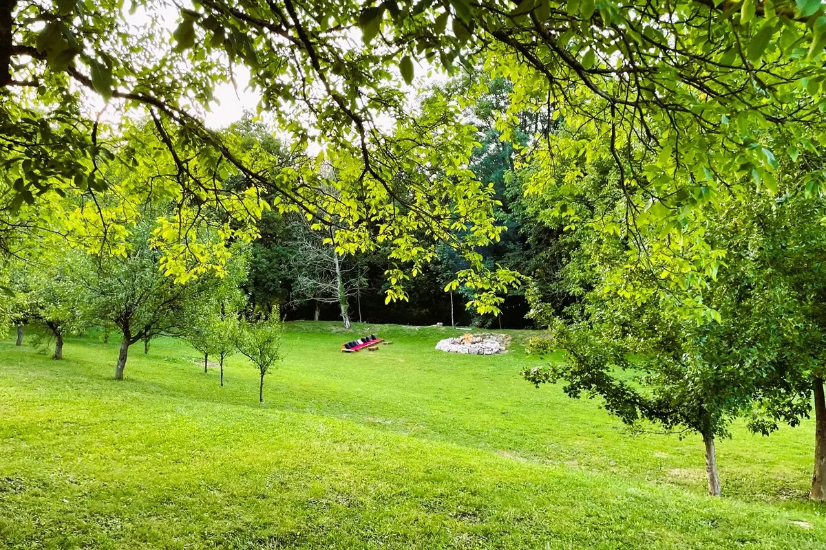 4000m2 Private Riverside Estate