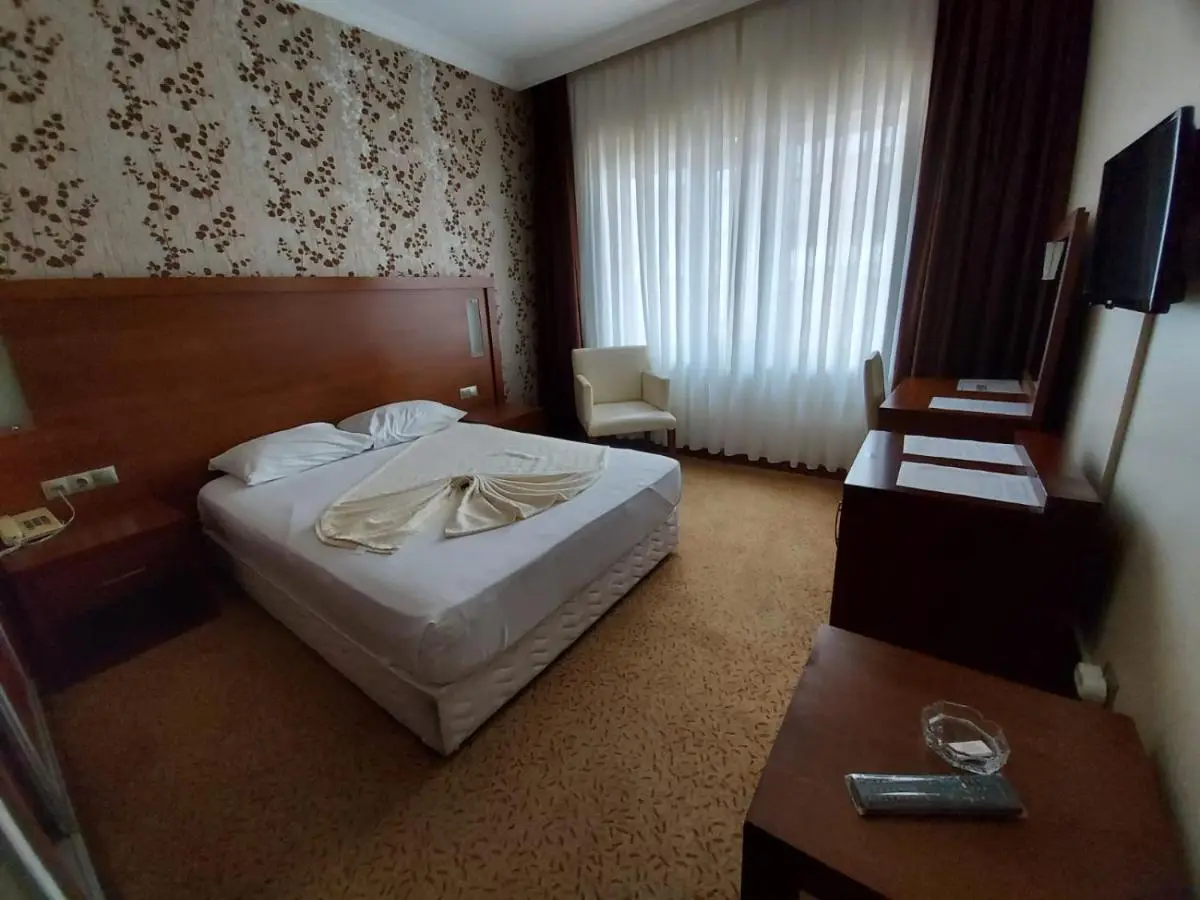Paluri Otel Hopa