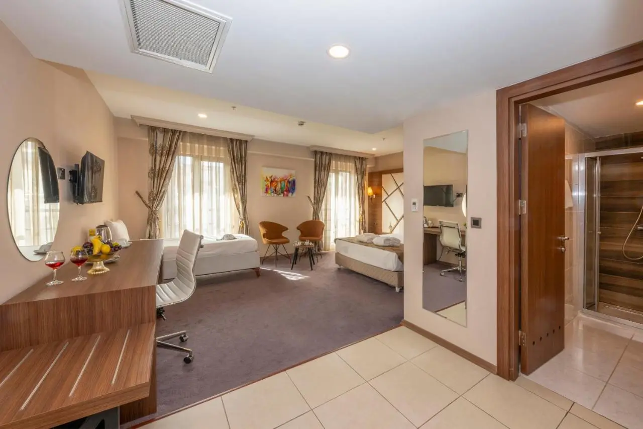 Litros Hotel & Spa