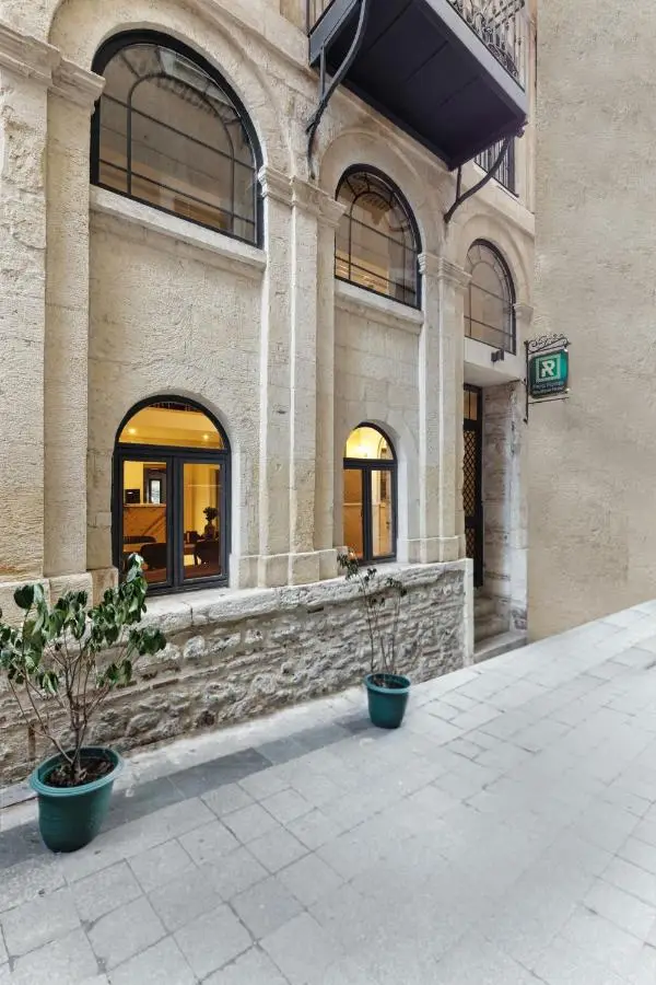 Pera Rasso Hotel