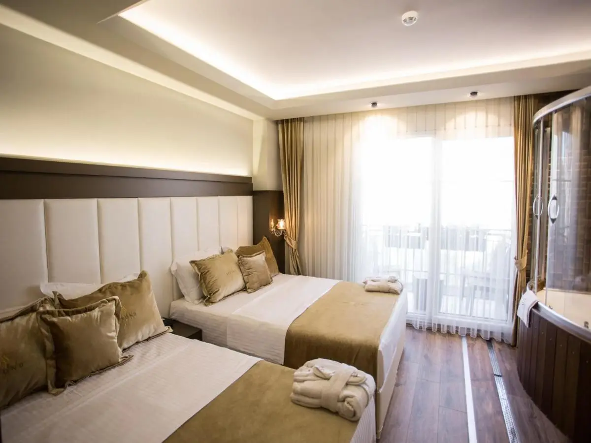 Bonne Sante Hotel