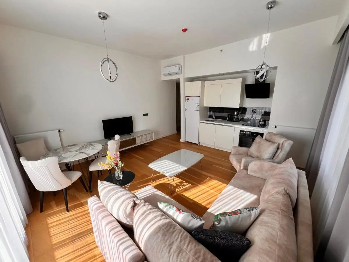 Divan Residence - Güneşli Near Ataköy Metro Station