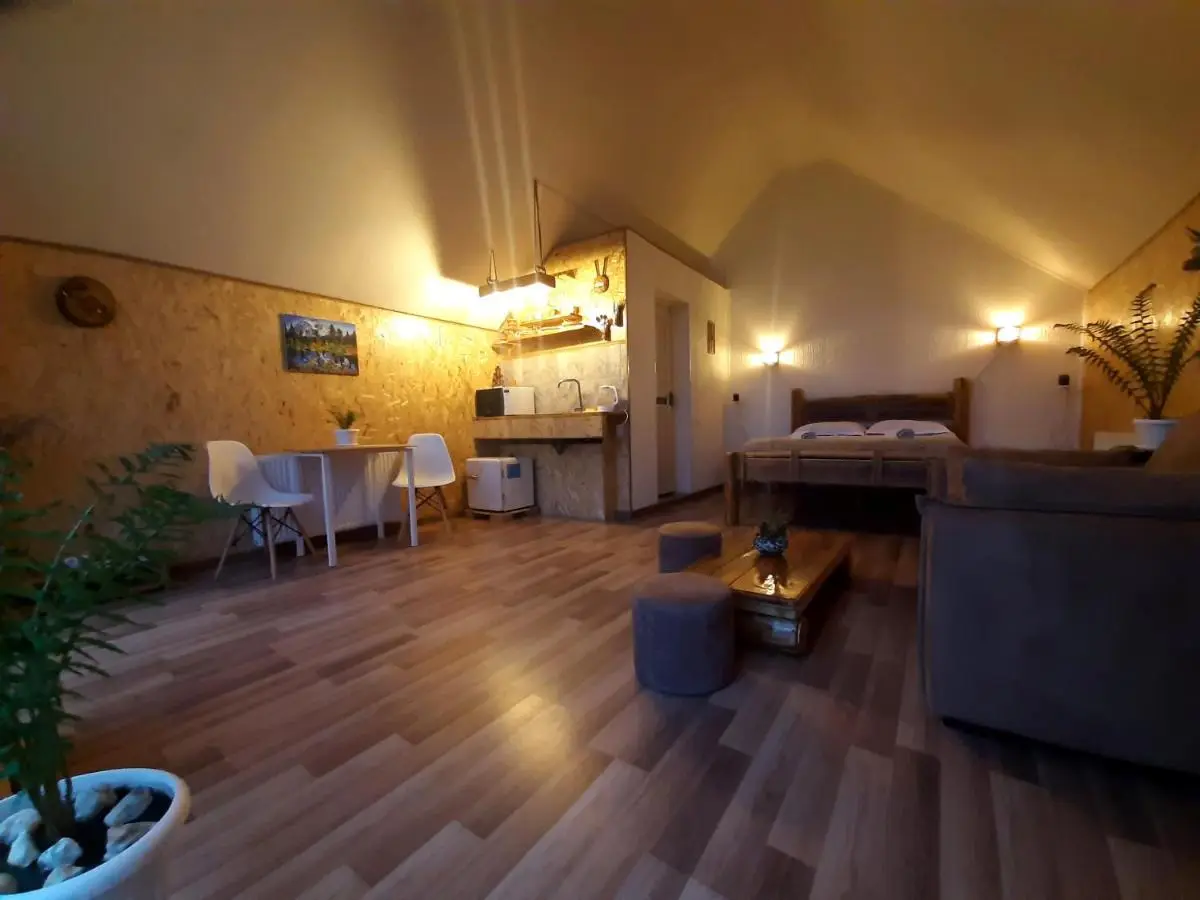 Kazbegi cottages qabarjina