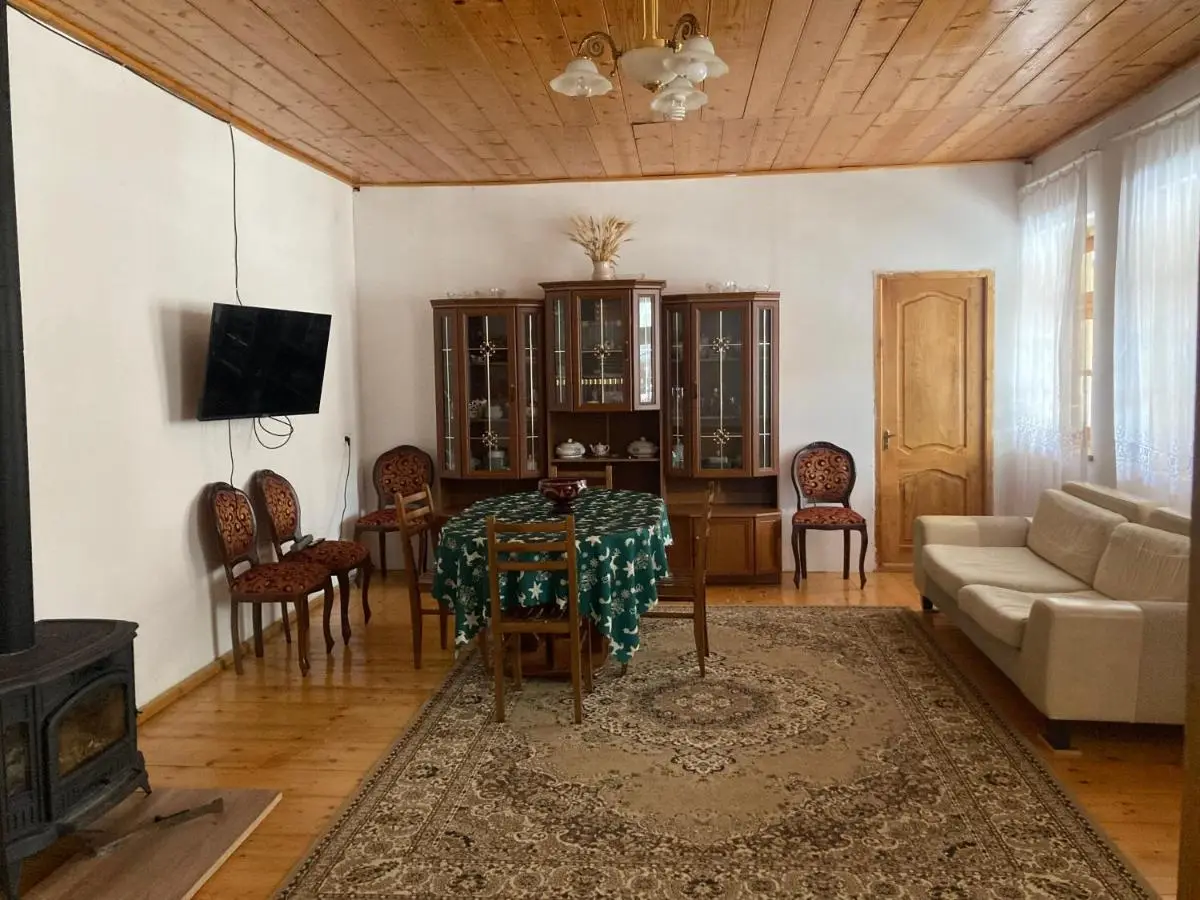ლენტეხის მთის სასტუმრო - Lentekhi Mountain Inn