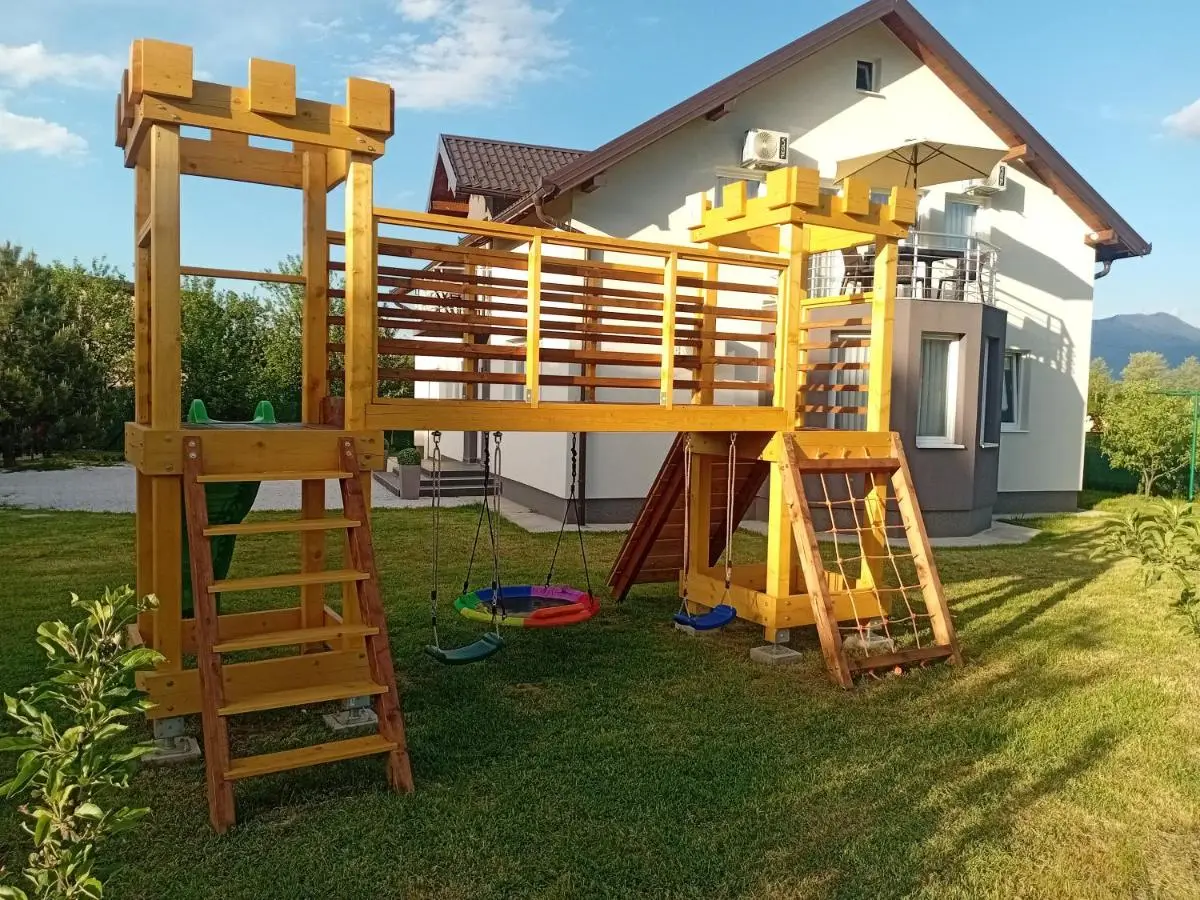 Villa 'Whispering Pines' Ilidža