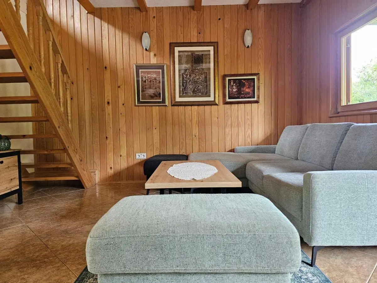 Holiday House Bella