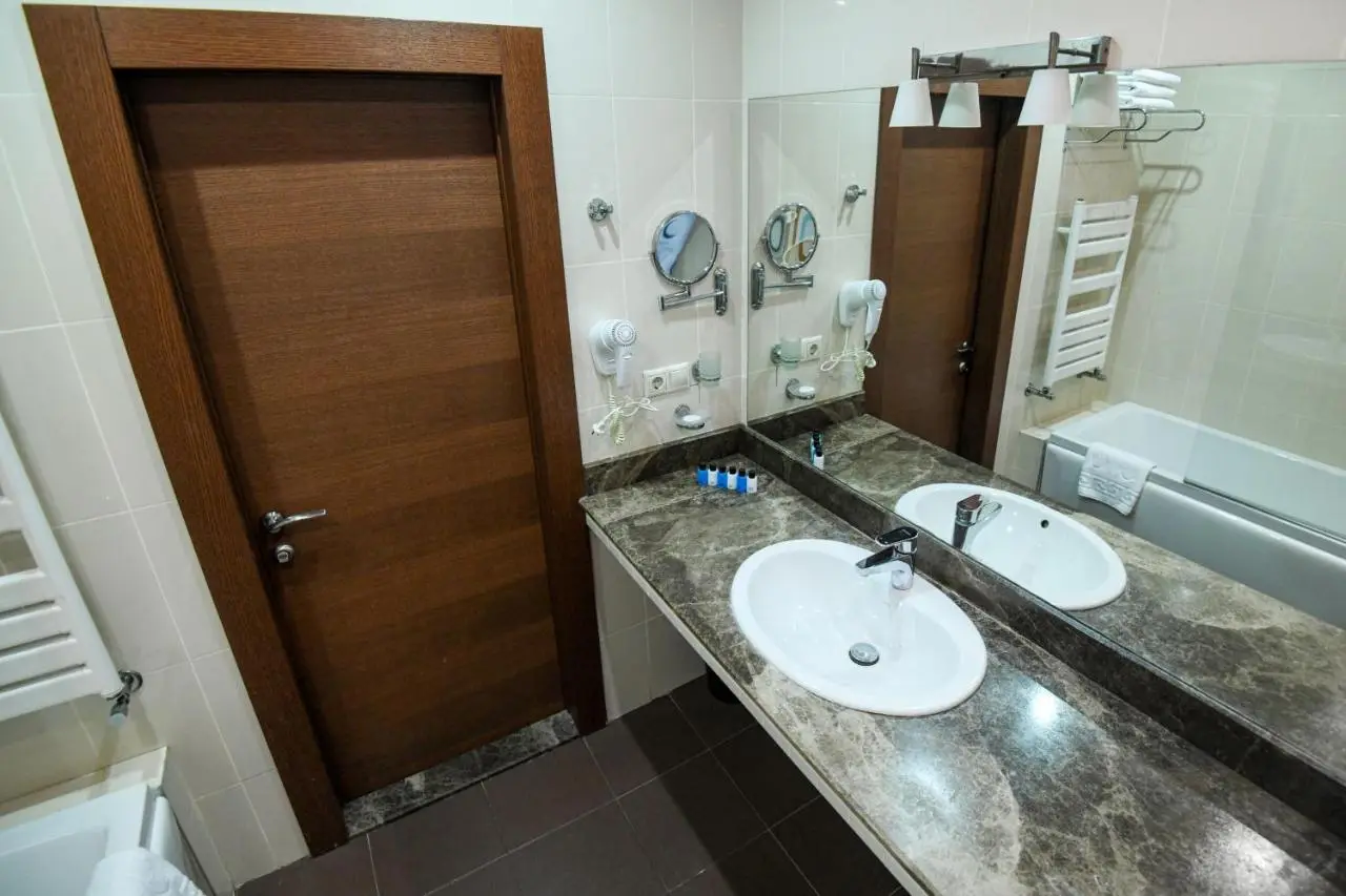 Avenue Hotel Baku by Smart