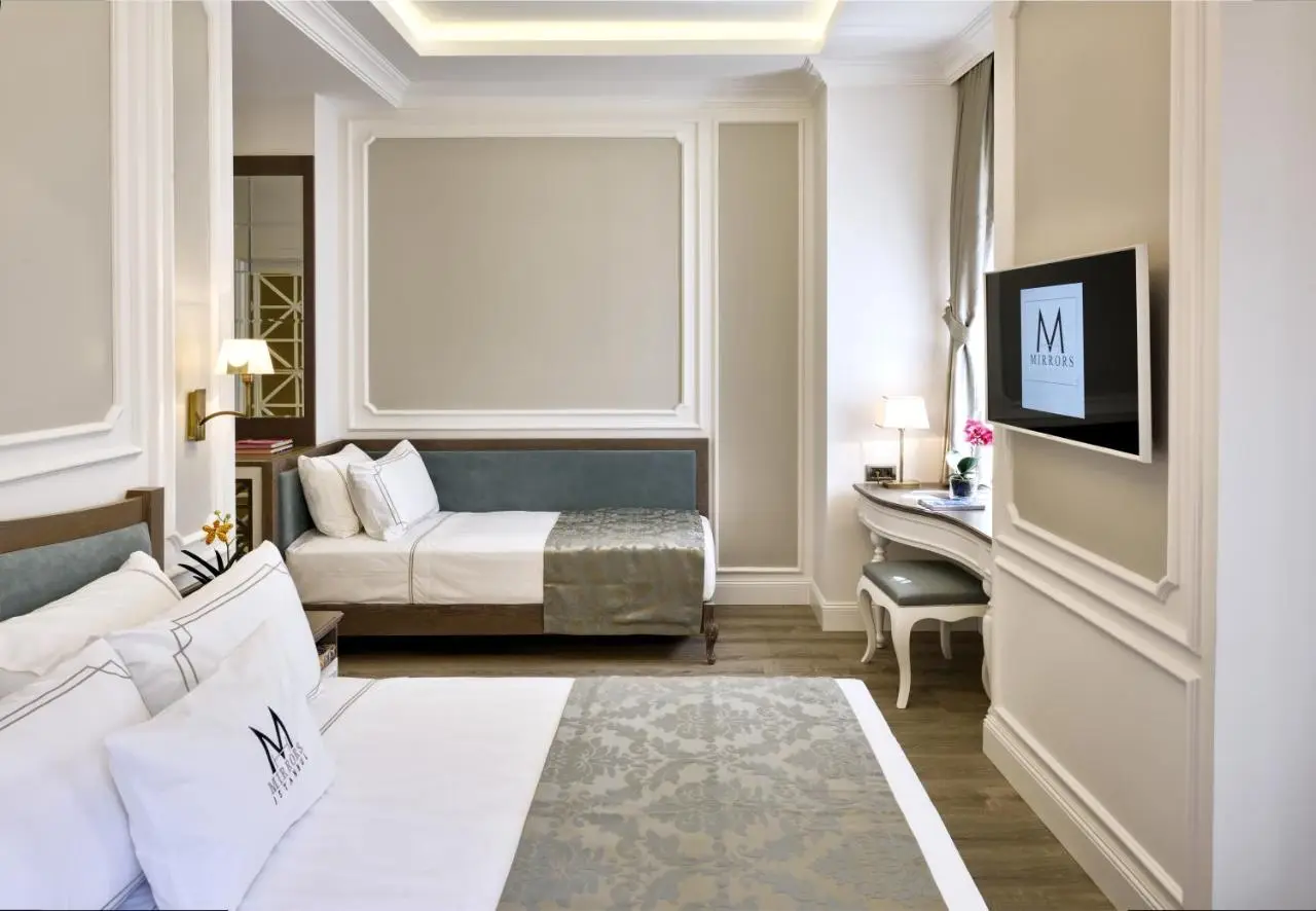 Mirrors Hotel İstanbul Taksim City Center