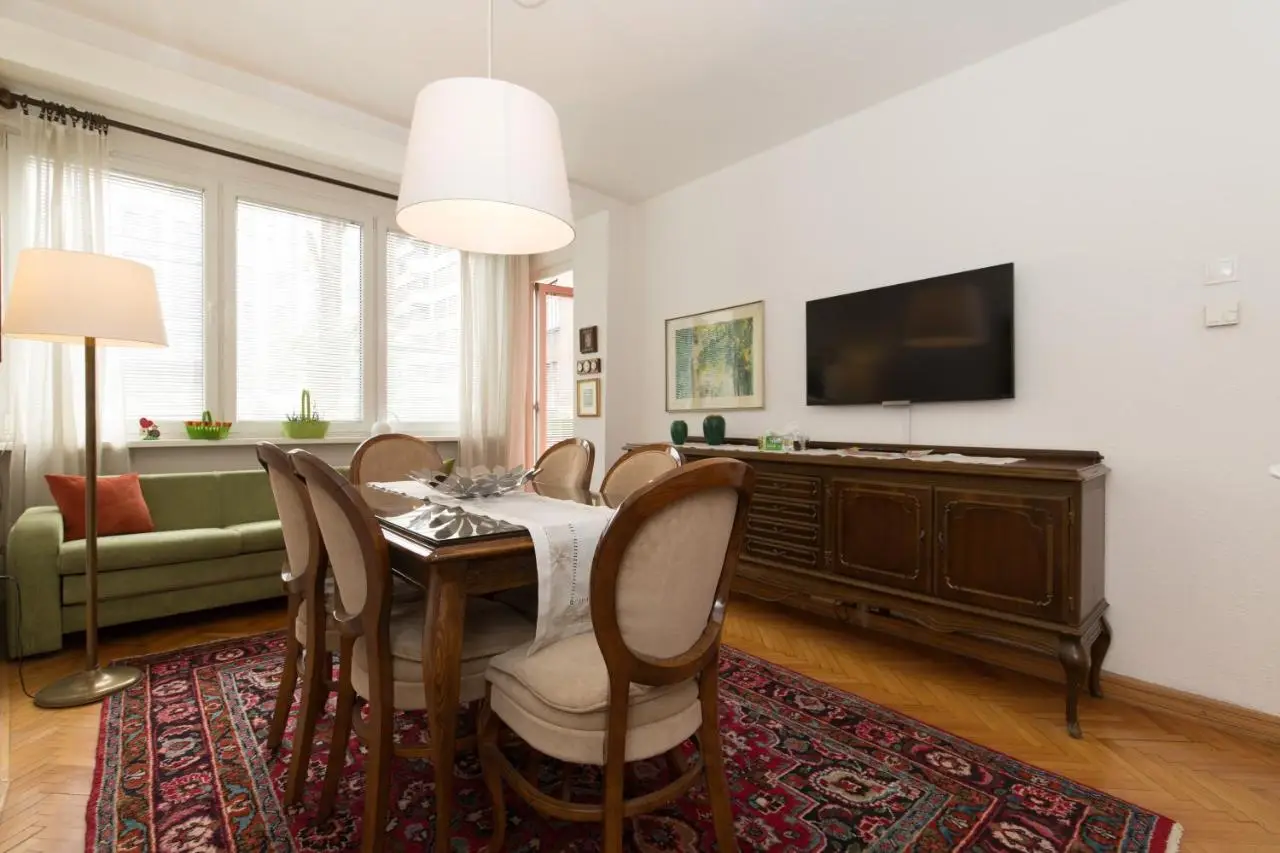 Apartment Gloria