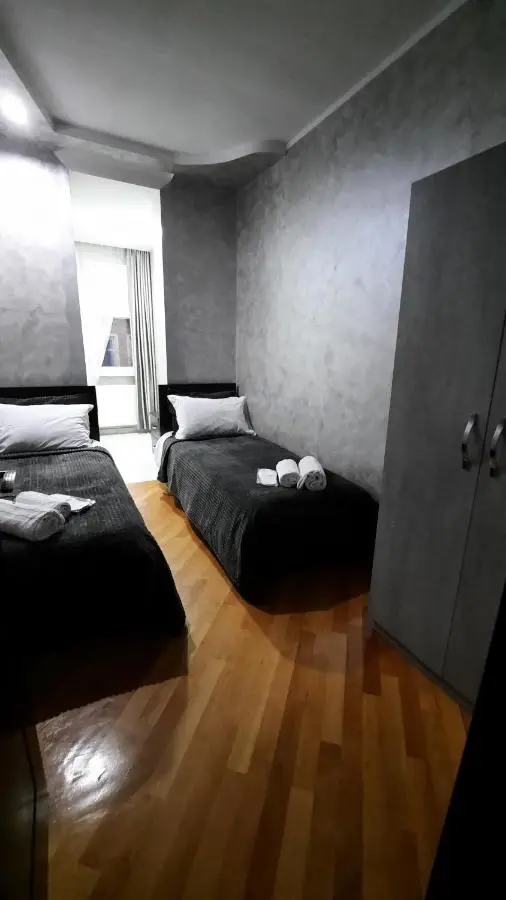 Makos Guest House