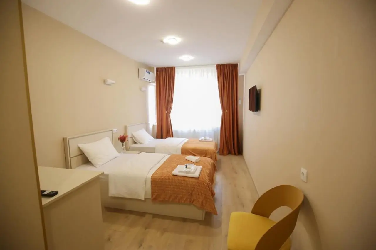 Hotel Caucasus