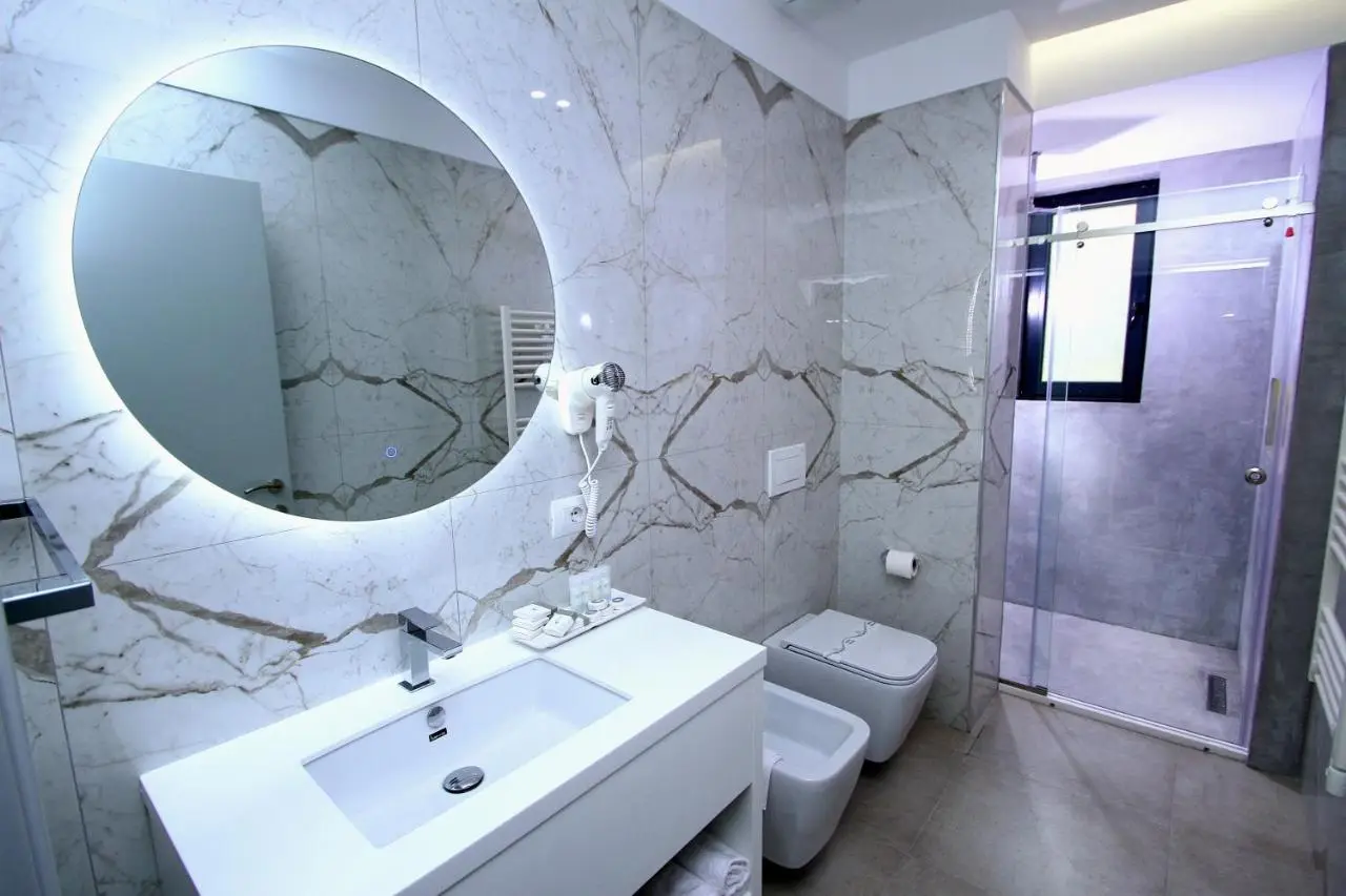 Hotel One