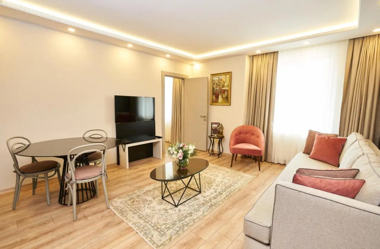 All Seasons Suites