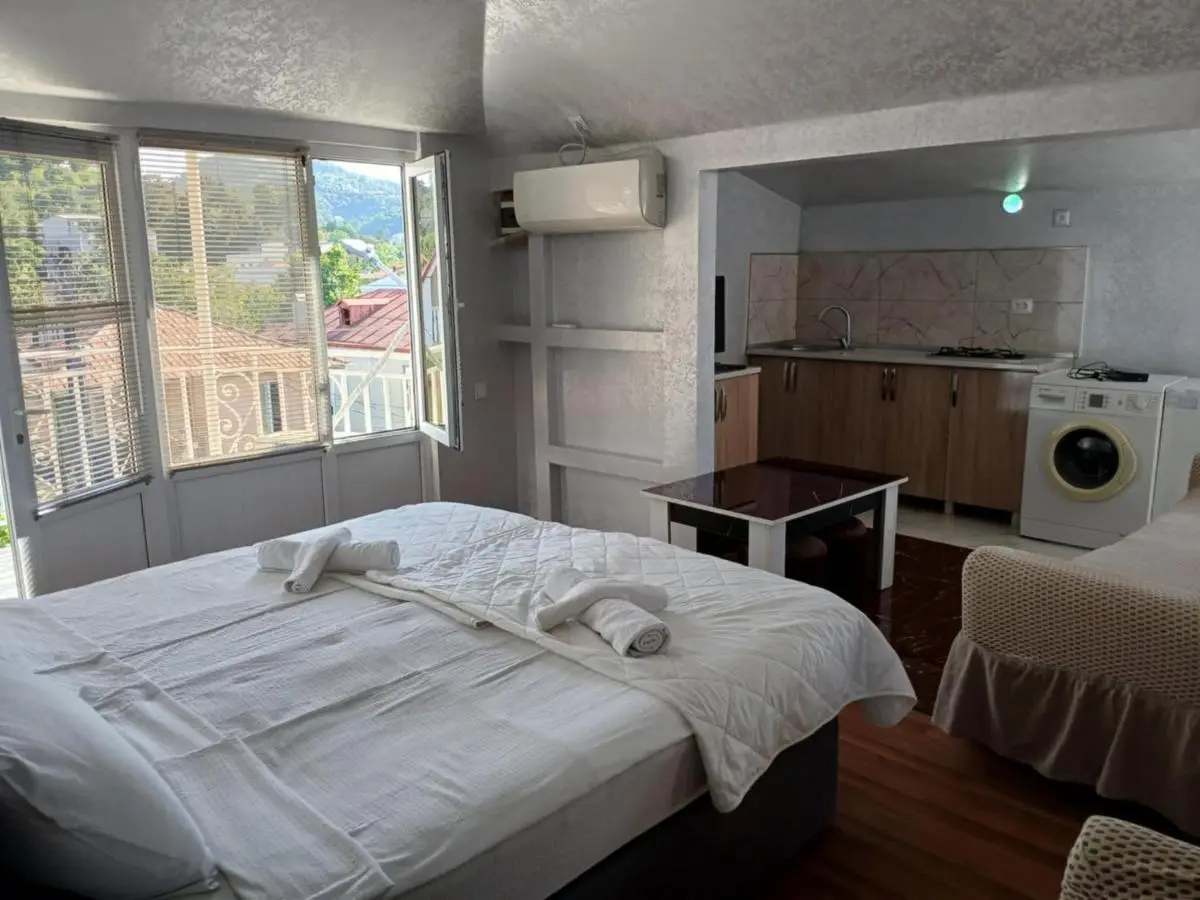 mano guest house