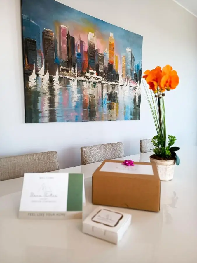 Luxury Fully Equipped 3BR 2BA Apartment by Siena Suites