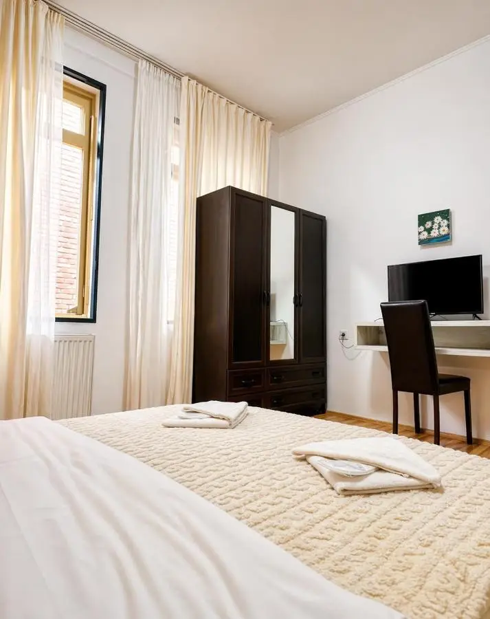Vernisa Hotel