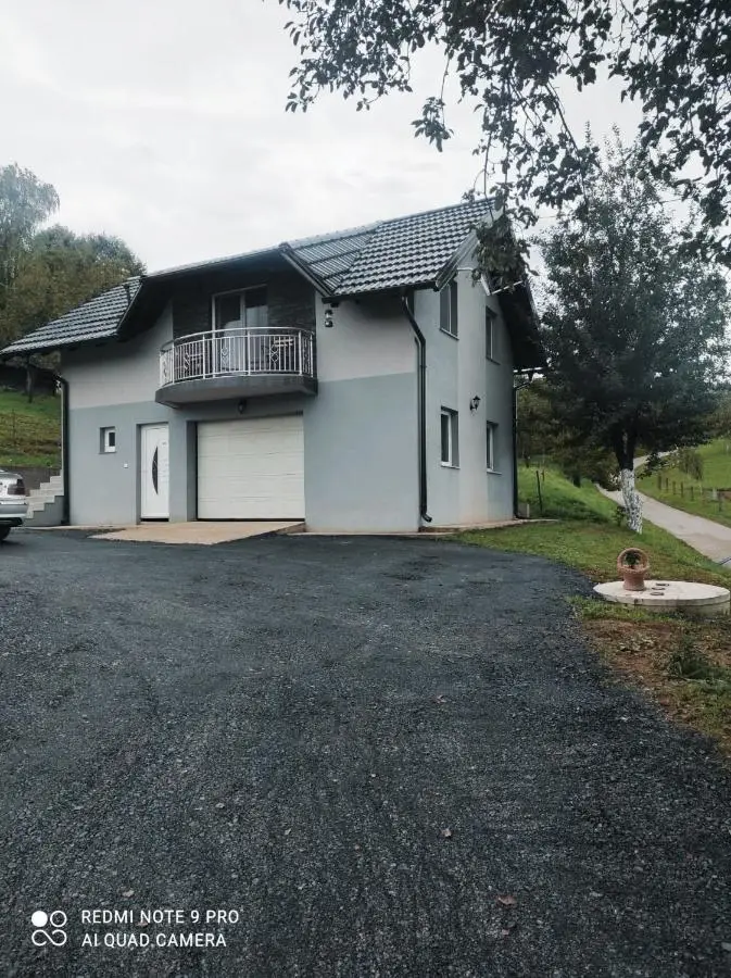 Apartman-vikendica Mihajlović