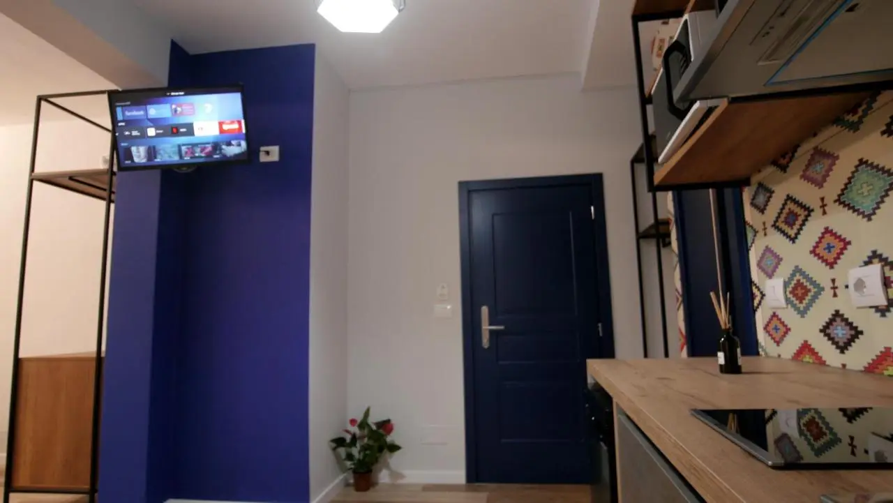KONI's Studio Apartments