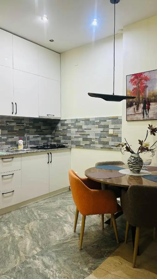 Batumi Center 3 Rooms City Side