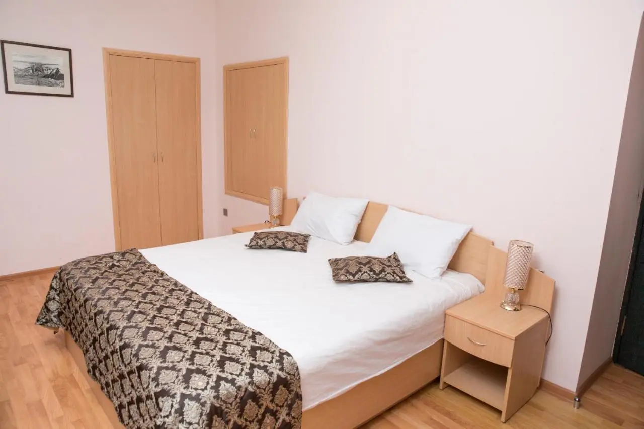 City Walls Hotel