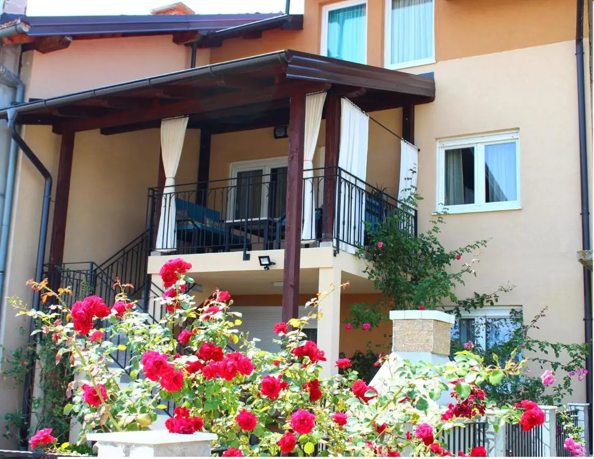 Olad Riverview Townhouse