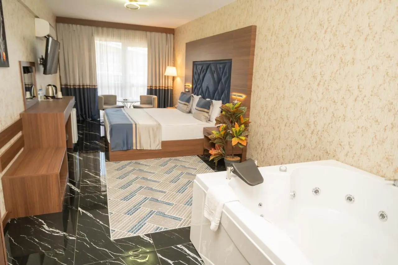 Velmore Hotel & Spa