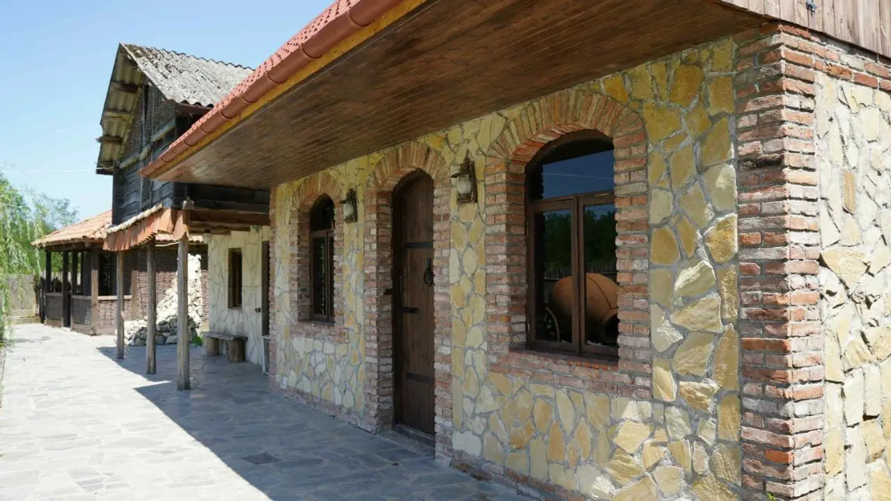 Villa Obcha - Whispering Vines Guesthouse