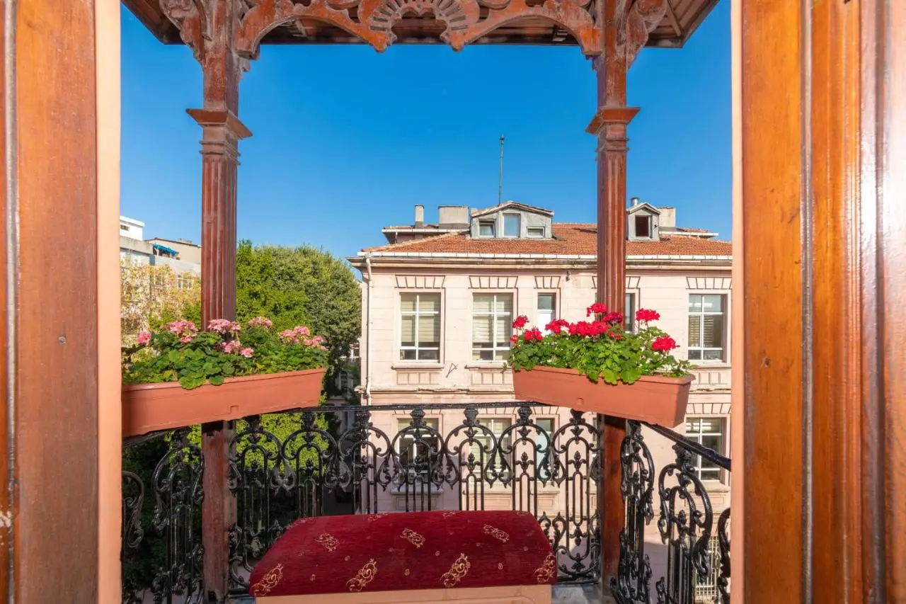 İSTA PALACE-GRAND BAZAAR