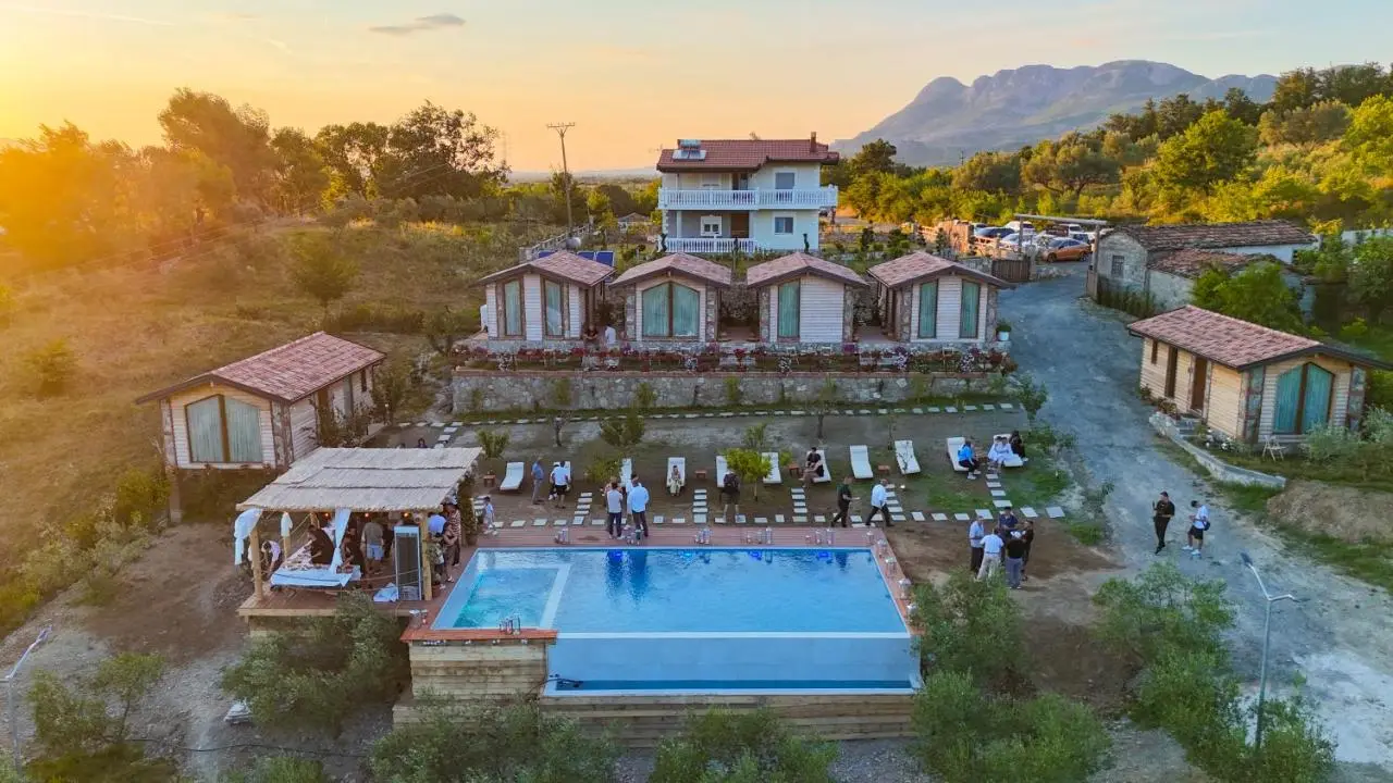 Guest House Si n'shpi tande - Mrizi i Zanave