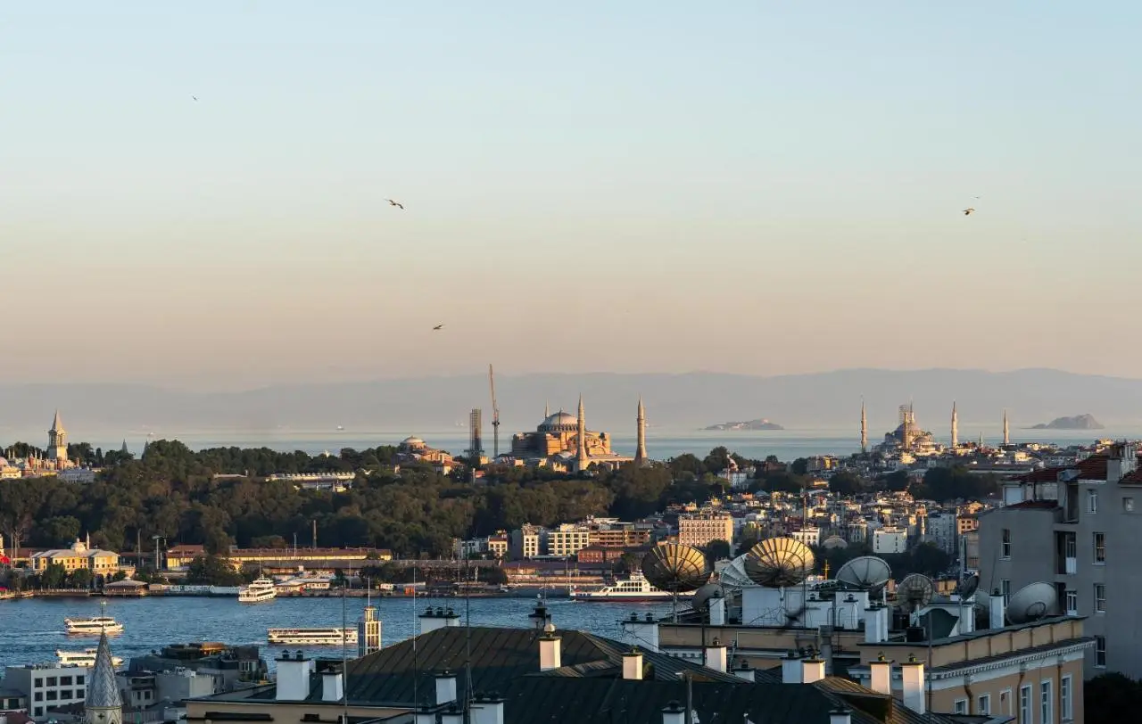 Ravouna 1906 Bosphorus Istanbul