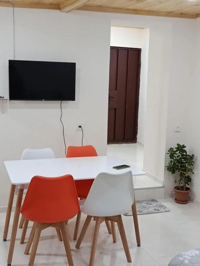 Guesthouse Zeinabi