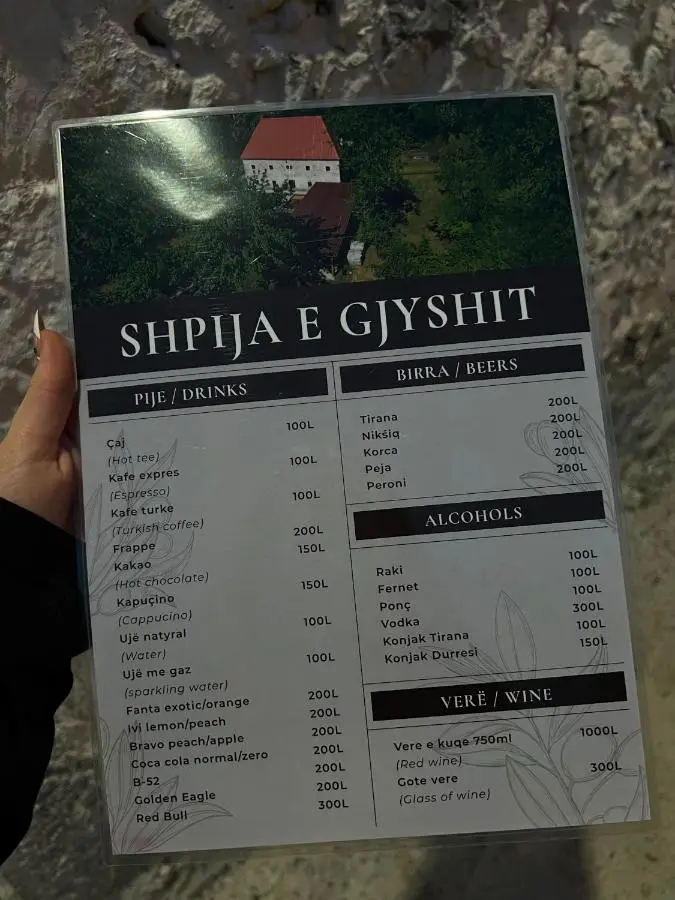 Bujtina Shpjia e Gjyshit