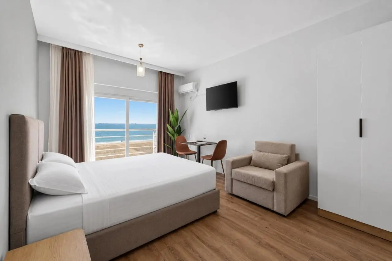 Wave Beachfront Apartments