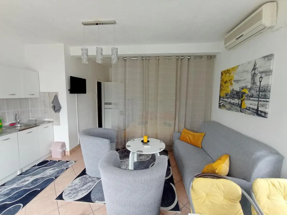 Studio apartman Nejra
