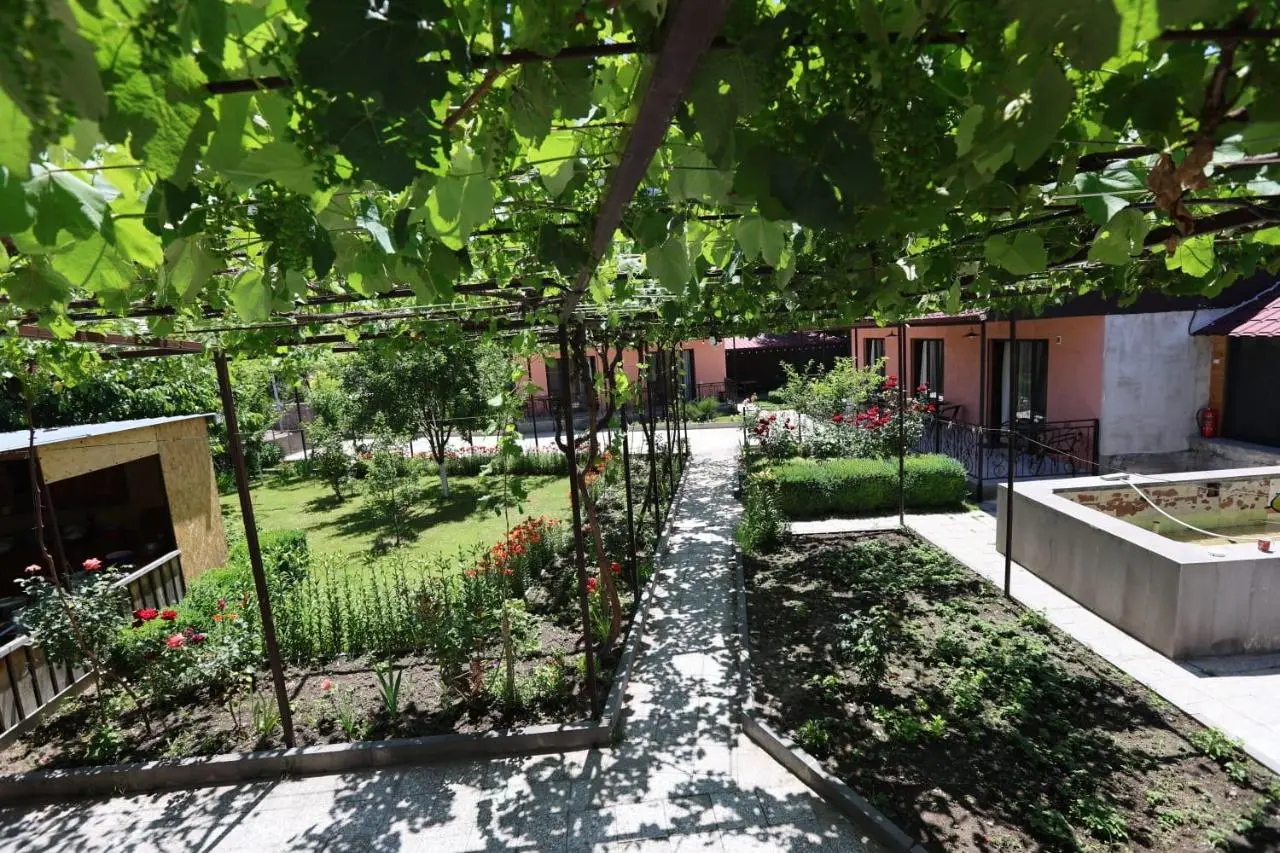 Tsiskari Guesthouse