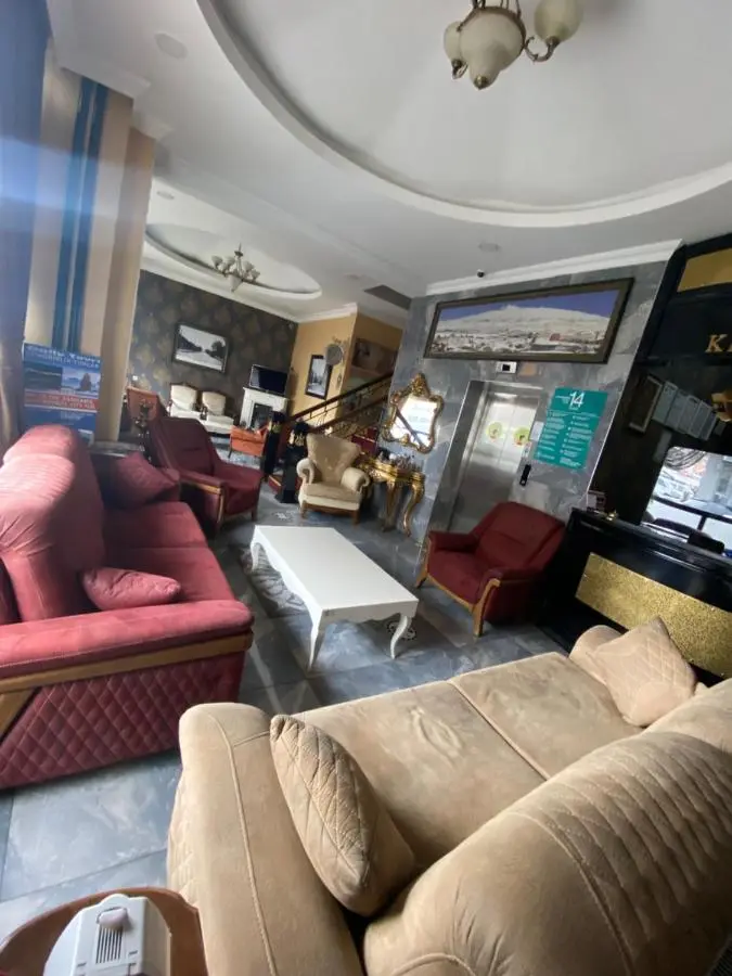 Hotel Kent Ani