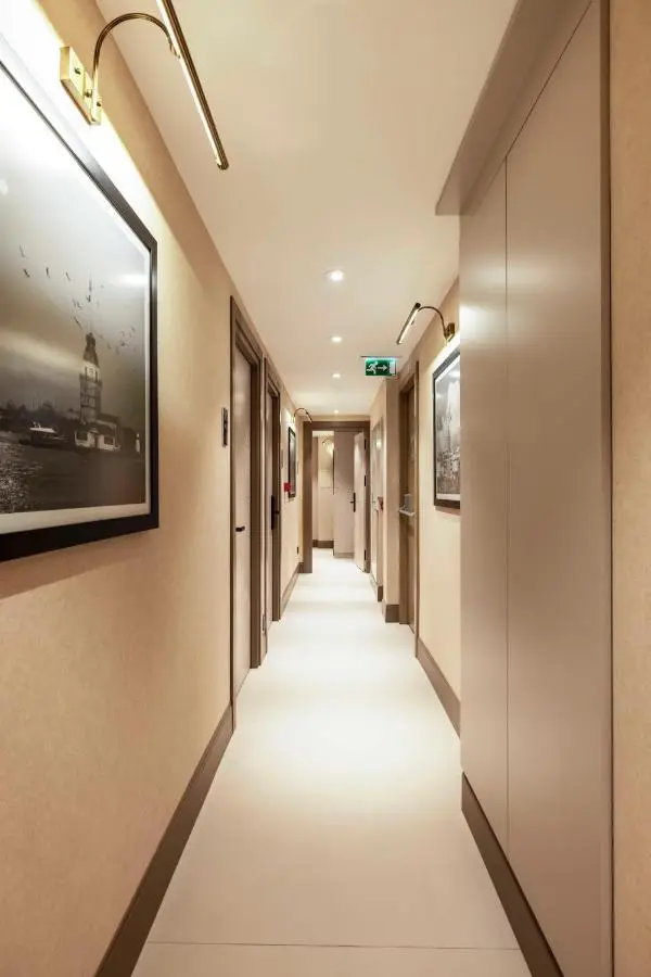 Emilion Hotel